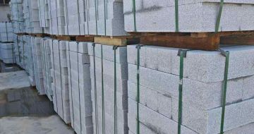 雅安芝麻白路牙石，路侧石