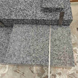 雅安芝麻黑拉丝面