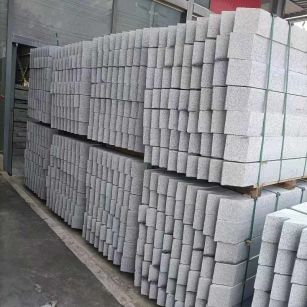 雅安芝麻白树围石 树池