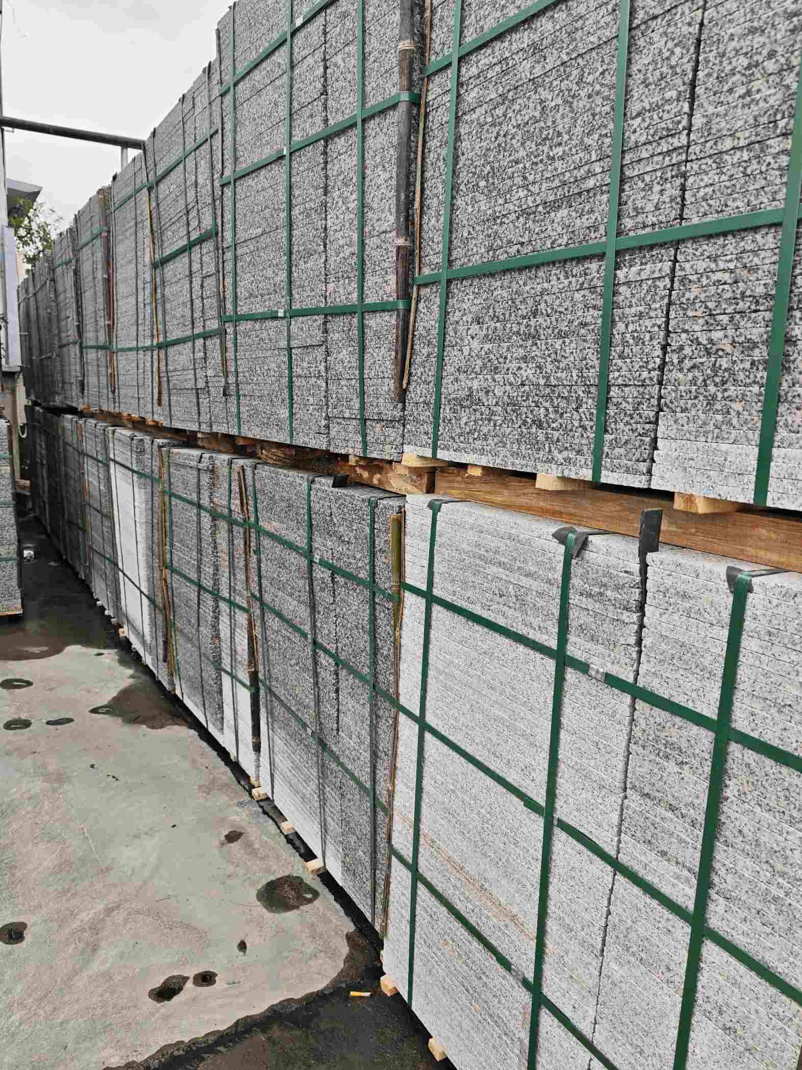 雅安芙蓉白地铺石，石材地铺石